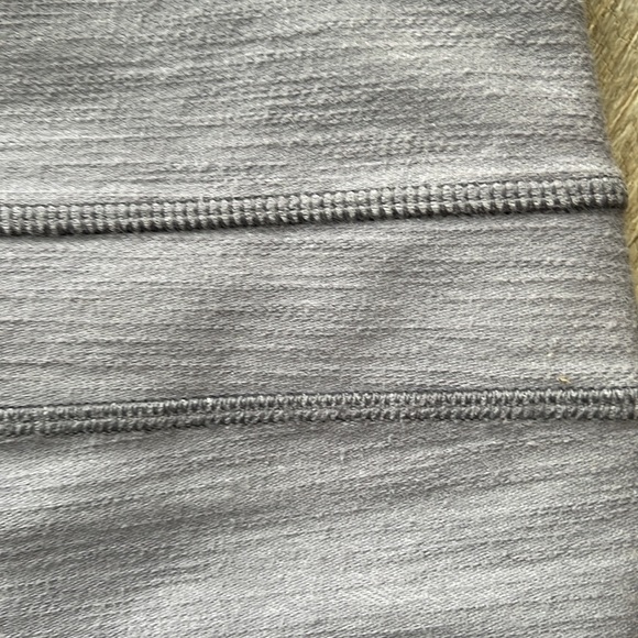 Lululemon grey shorts space dye - Picture 5 of 8